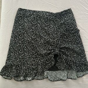 Forever 21 size M skirt